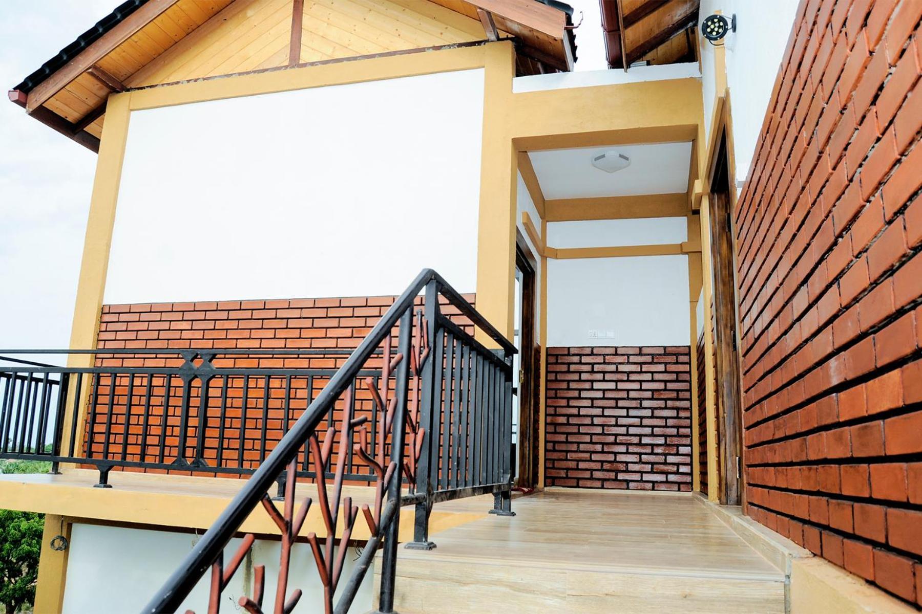 Woodycrest Hotel Trincomalee Buitenkant foto