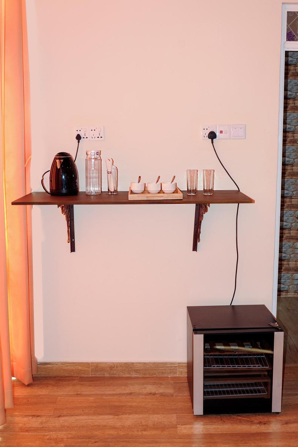 Woodycrest Hotel Trincomalee Buitenkant foto