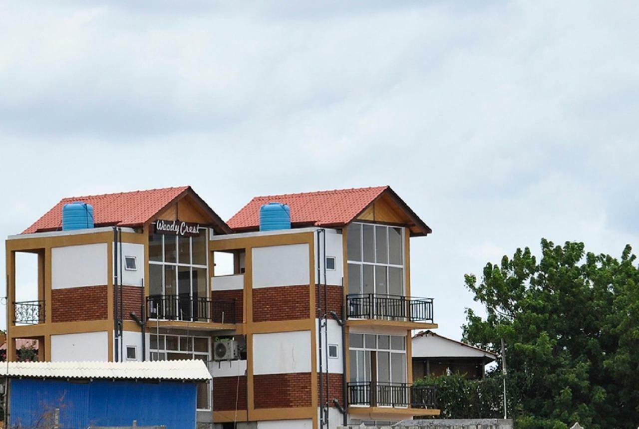 Woodycrest Hotel Trincomalee Buitenkant foto